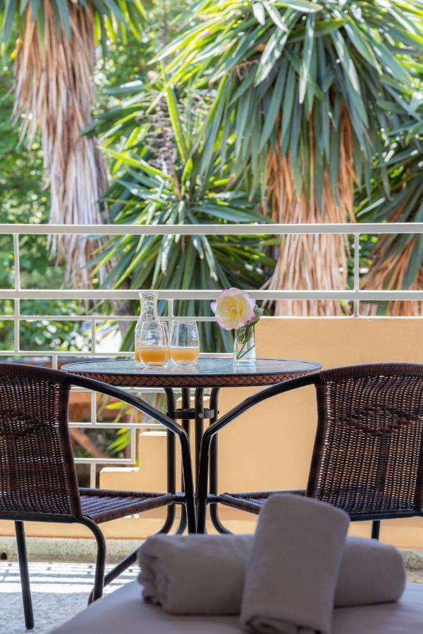 Wilde Rose Hotel Dassia  Esterno foto