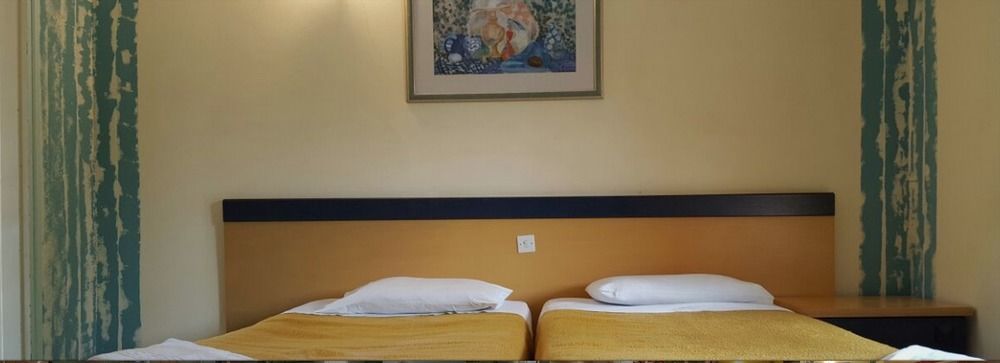 Wilde Rose Hotel Dassia  Esterno foto