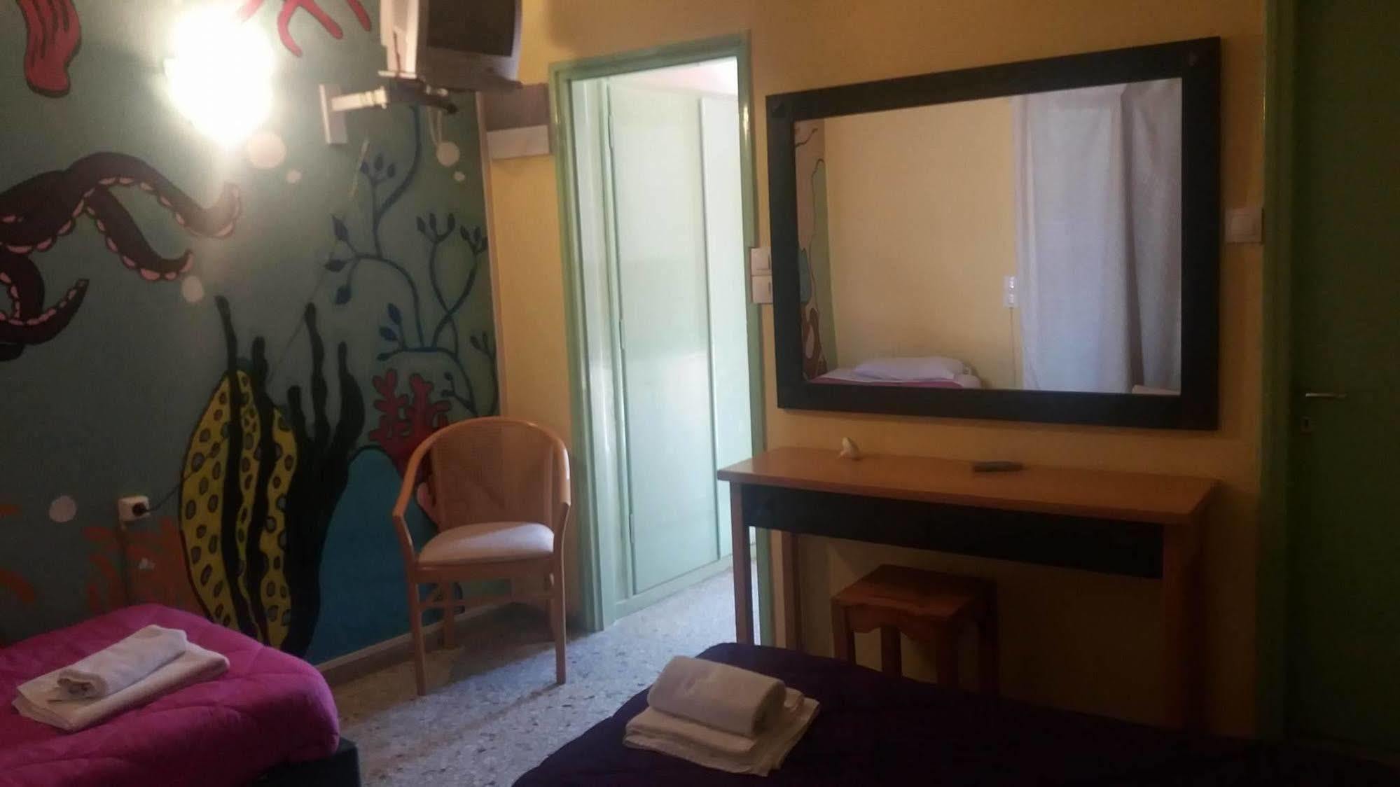 Wilde Rose Hotel Dassia  Esterno foto